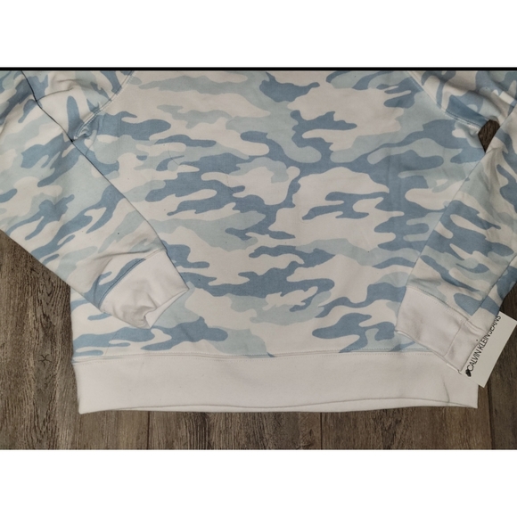 Calvin Klein Camouflage Sweater - Picture 8 of 9